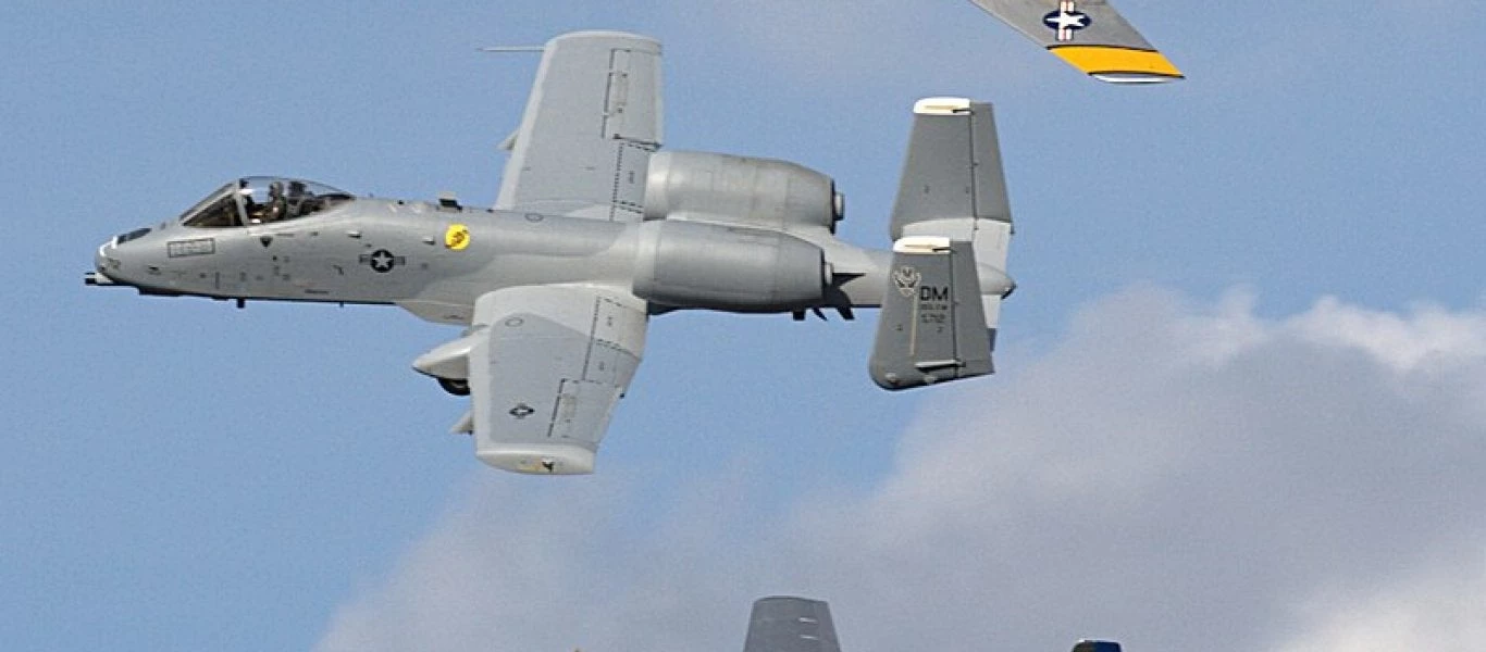 Θεαματικές απογειώσεις από το Oshkosh (βίντεο)